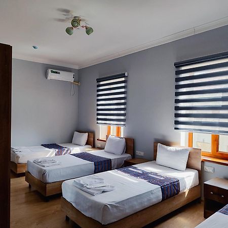 Hud Hud Bed & Breakfast Бухара Екстериор снимка