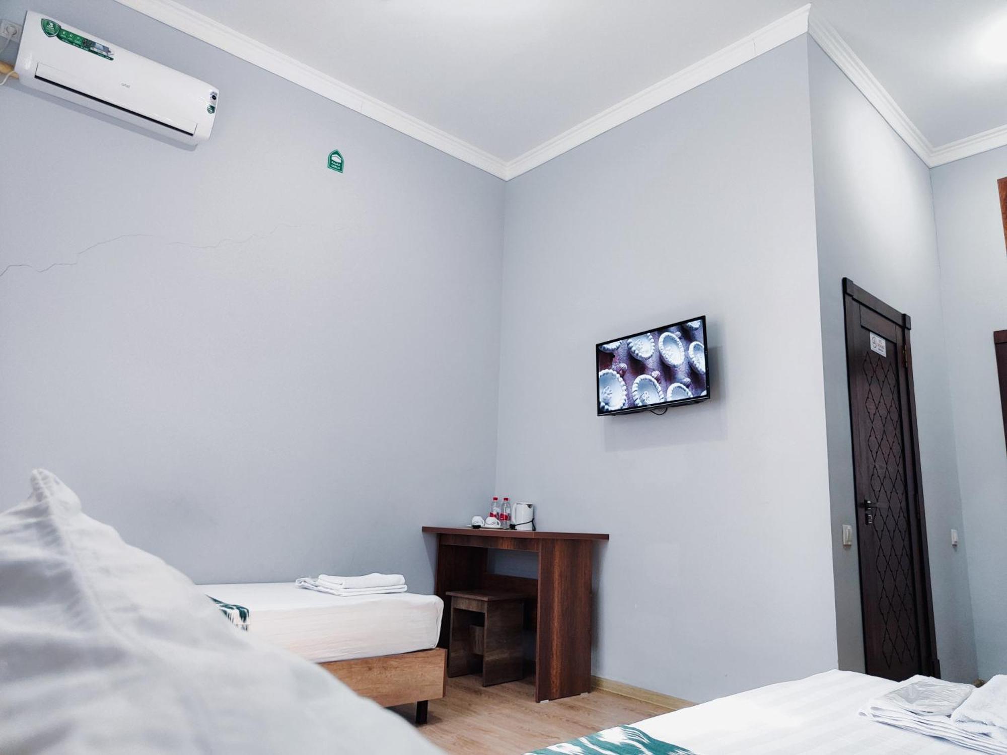 Hud Hud Bed & Breakfast Бухара Екстериор снимка